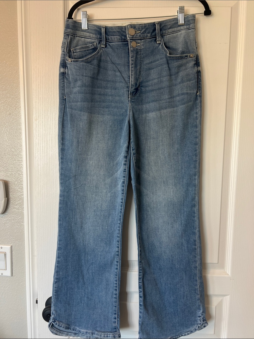 Like New Wit & Wisdom with tummy control panel. High-Rise Wide Leg Jeans size 10
